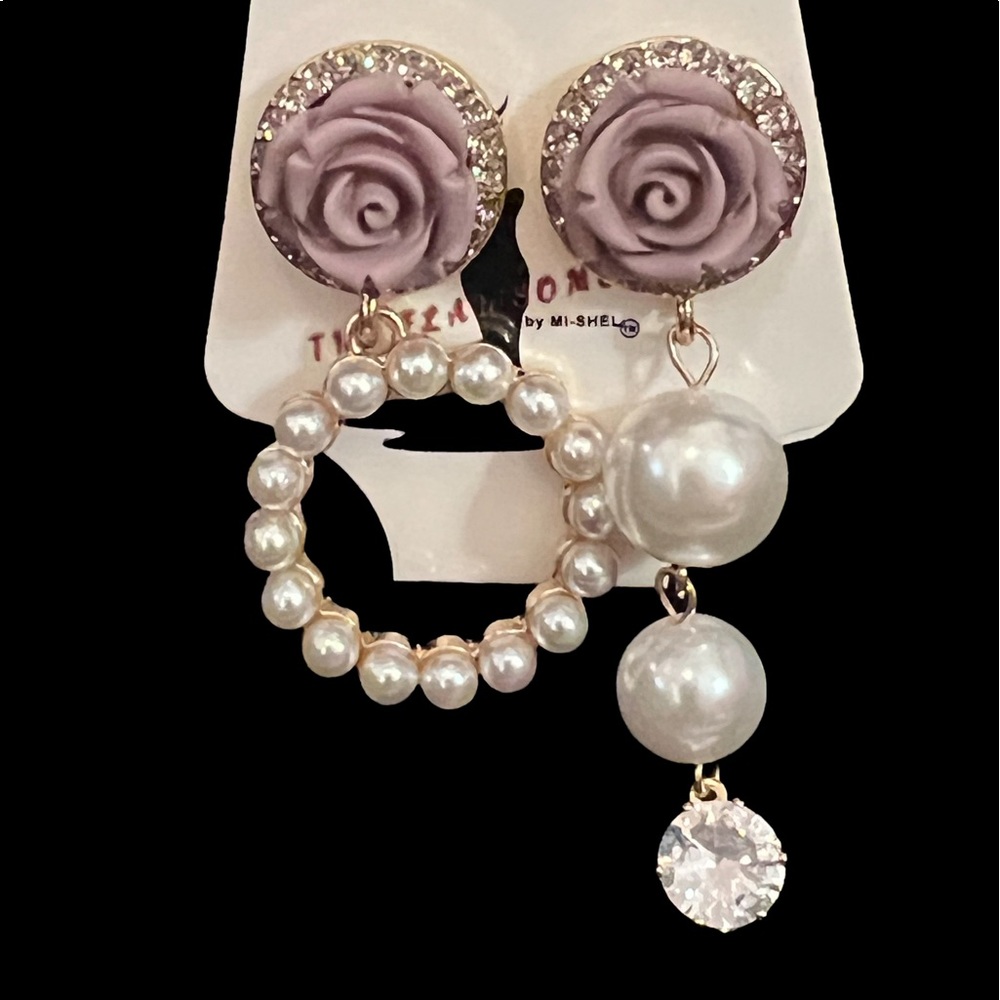 Rose and pearl mismatched dangling earrings